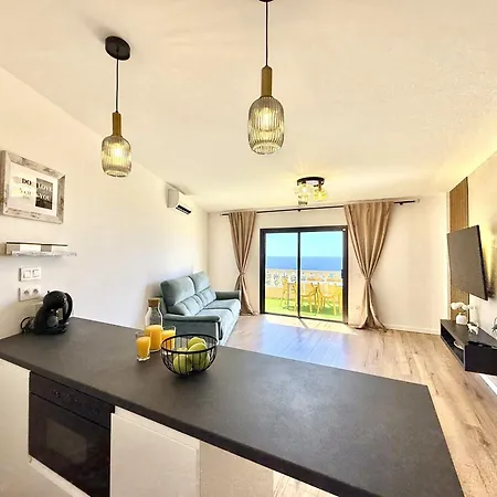 Paulmarie Paradise Ocean View *