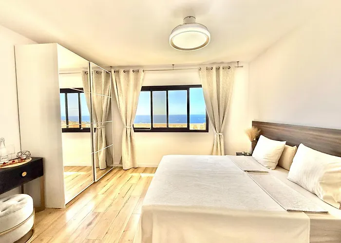 Paulmarie Paradise Ocean View Апартаменти