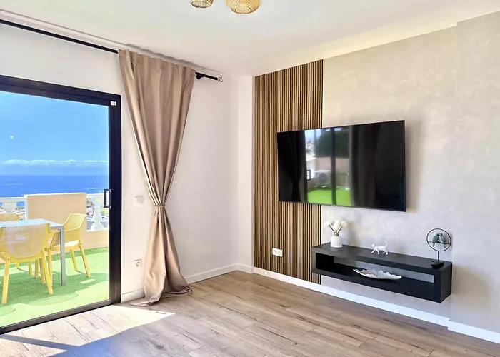 Апартаменти Paulmarie Paradise Ocean View